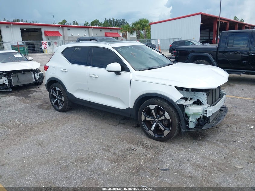 2019 Volvo Xc40 VIN YV4162UL9K2134741 IAAI salvage auction — FRONT END, Rebuildable (Florida), sold $5,600 on 2026-07-29 (photo 1)