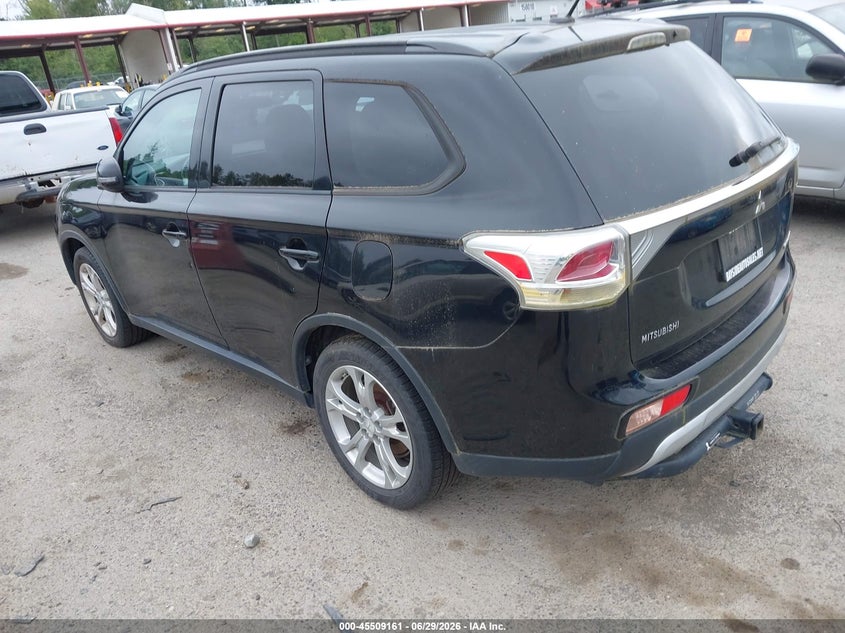 2015 Mitsubishi Outlander VIN JA4AD3A31FZ006620 IAAI salvage auction — NORMAL WEAR, Clear (Washington), sold $325 on 2026-07-12 (photo 3)