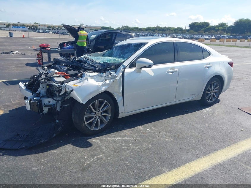 2016 Lexus ES VIN JTHBW1GG6G2105347 IAAI salvage auction — ALL OVER, Rebuildable (Florida), sold $1,600 on 2026-07-30 (photo 2)