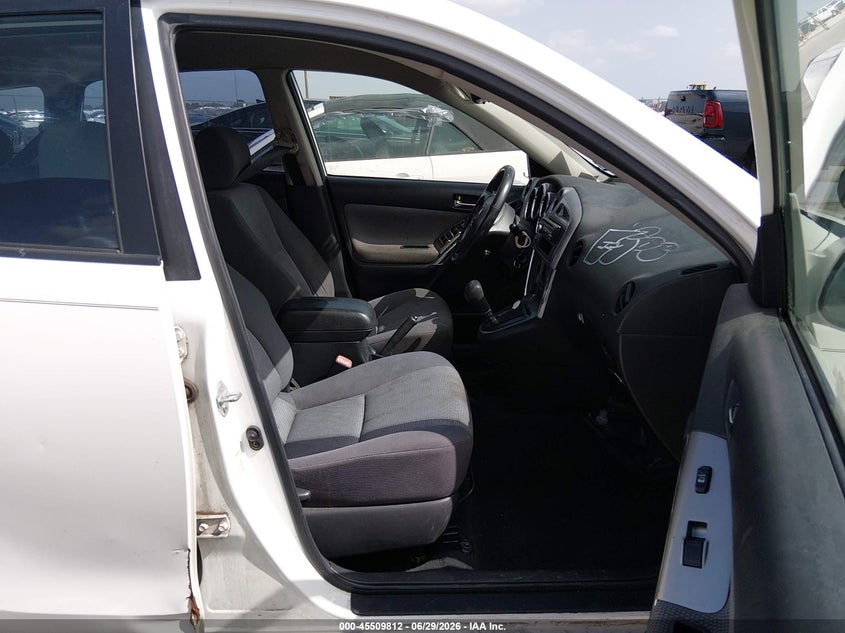 2006 Toyota Matrix VIN 2T1KR32E26C581444 IAAI salvage auction — NORMAL WEAR, Clear (Texas), sold $500 on 2026-07-09 (photo 5)