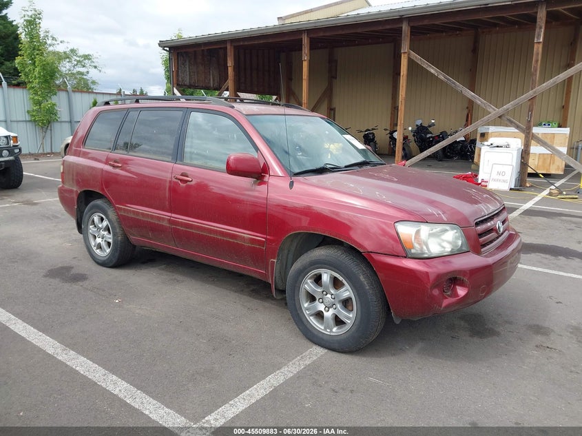 2005 Toyota Highlander VIN JTEHD21A350036519 IAAI salvage auction — NORMAL WEAR, Peddle Clear Public-Restricted (Oregon), sold $300 on 2026-07-28 (photo 1)