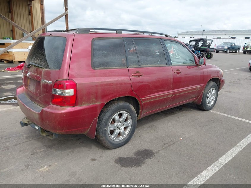 2005 Toyota Highlander VIN JTEHD21A350036519 IAAI salvage auction — NORMAL WEAR, Peddle Clear Public-Restricted (Oregon), sold $300 on 2026-07-28 (photo 4)
