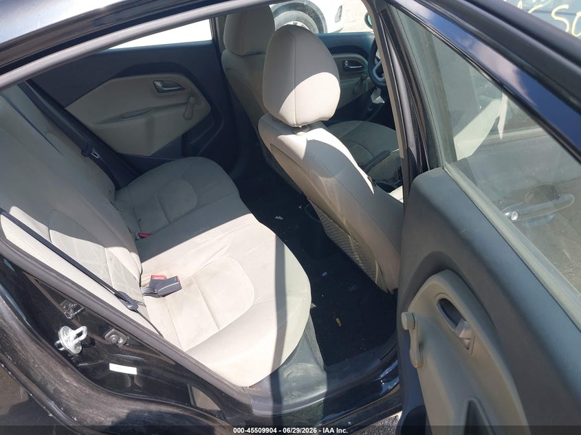 2014 Kia Rio VIN KNADM4A37E6414528 IAAI salvage auction — NORMAL WEAR, Clear (Indiana), sold $350 on 2026-07-22 (photo 8)