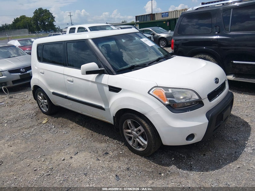 2010 Kia Soul VIN KNDJT2A27A7139316 IAAI salvage auction — NORMAL WEAR, Clear (Tennessee), sold $650 on 2026-07-30 (photo 1)