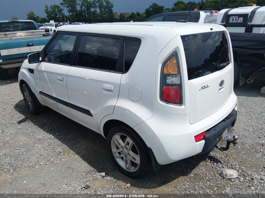 2010 Kia Soul VIN KNDJT2A27A7139316 IAAI salvage auction — NORMAL WEAR, Clear (Tennessee), sold $650 on 2026-07-30 (photo 3)