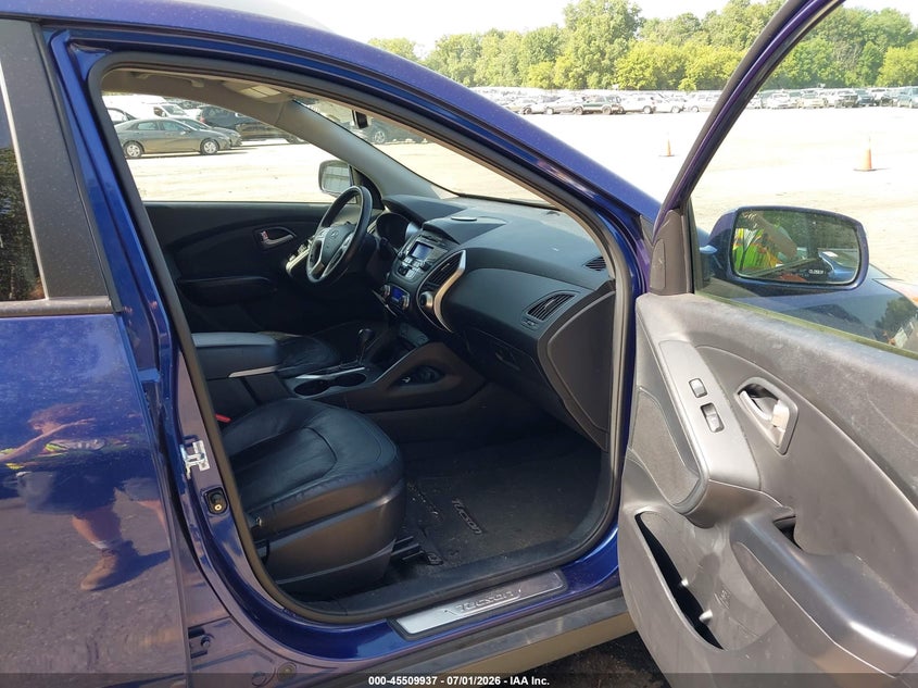 2013 Hyundai Tucson VIN KM8JUCAC6DU663392 IAAI salvage auction — NORMAL WEAR, Clear (Michigan), sold $1,350 on 2026-07-30 (photo 5)