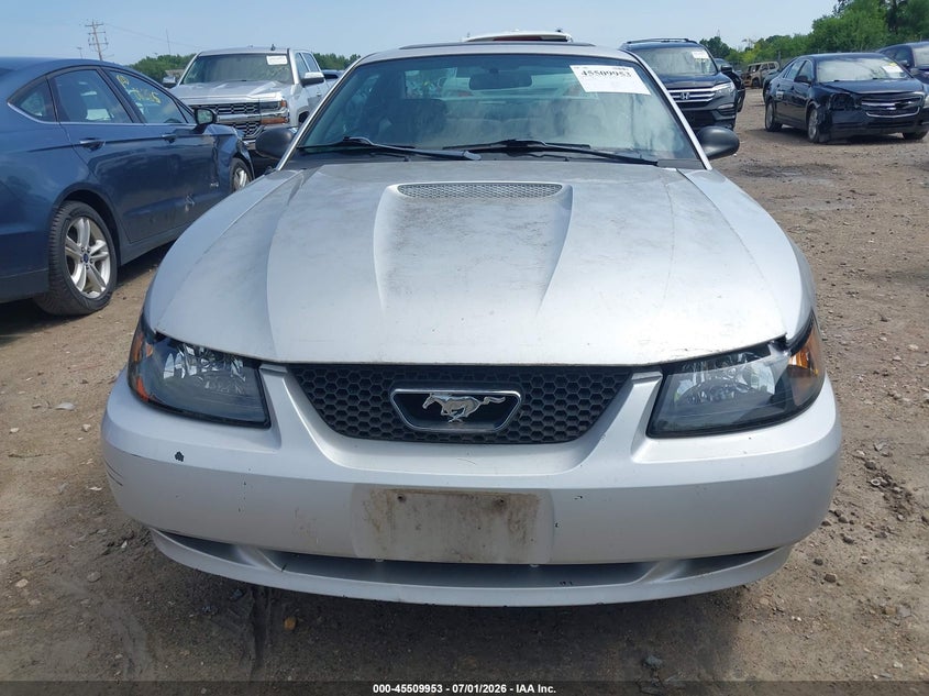 2001 Ford Mustang VIN 1FAFP40421F203007 IAAI salvage auction — NORMAL WEAR, Clear-Endorsement (Wisconsin), sold $325 on 2026-07-09 (photo 6)