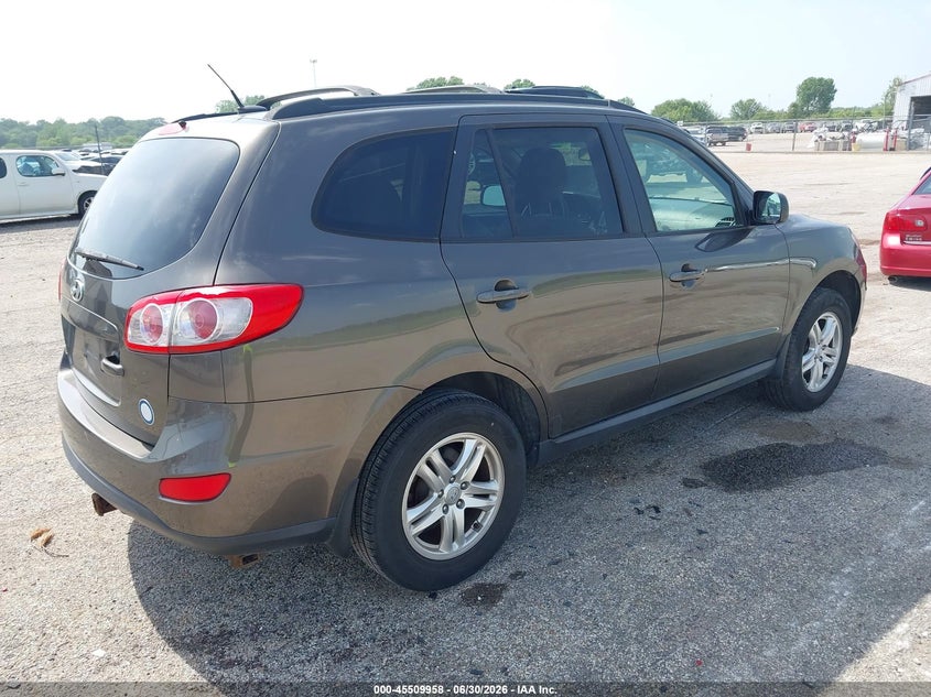 2012 Hyundai Santa fe VIN 5XYZG4AG2CG144945 IAAI salvage auction — NORMAL WEAR, Clear (Illinois), sold $950 on 2026-07-08 (photo 4)