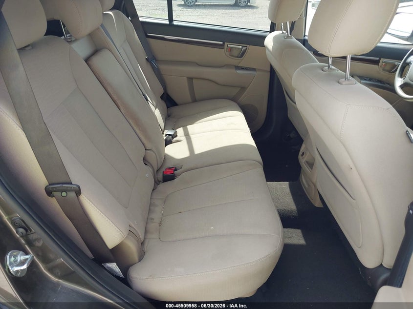 2012 Hyundai Santa fe VIN 5XYZG4AG2CG144945 IAAI salvage auction — NORMAL WEAR, Clear (Illinois), sold $950 on 2026-07-08 (photo 8)