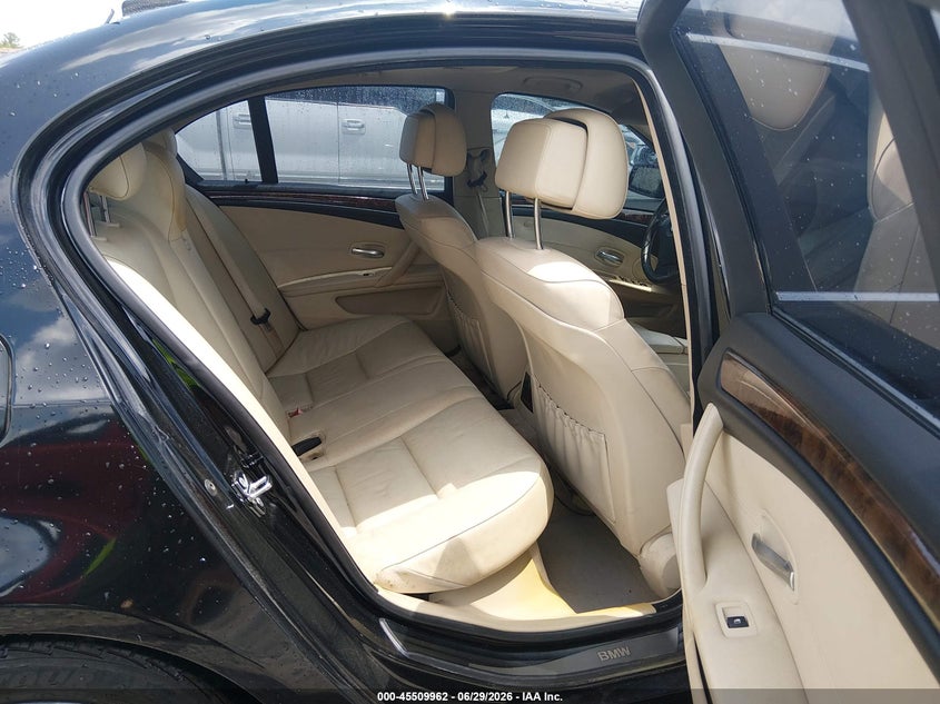 2008 BMW 5 series VIN WBANU53588CT14789 IAAI salvage auction — NORMAL WEAR, Repossession Paperwork (South Carolina), sold $725 on 2026-07-31 (photo 8)