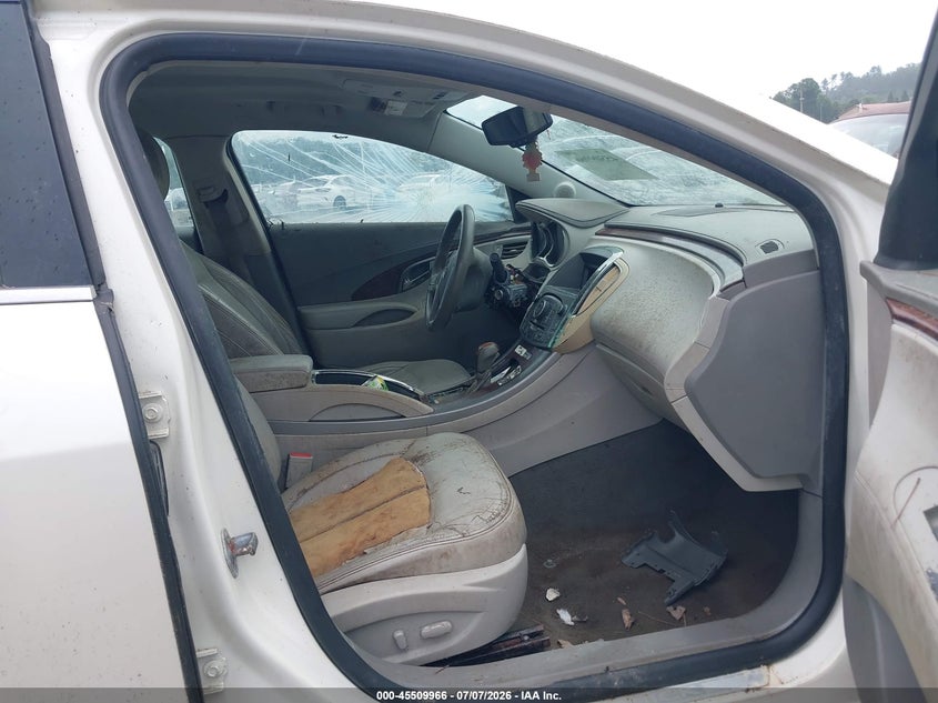 2011 Buick Lacrosse VIN 1G4GC5EC6BF329755 IAAI salvage auction — NORMAL WEAR, Clear (Georgia), sold $200 on 2026-07-10 (photo 5)