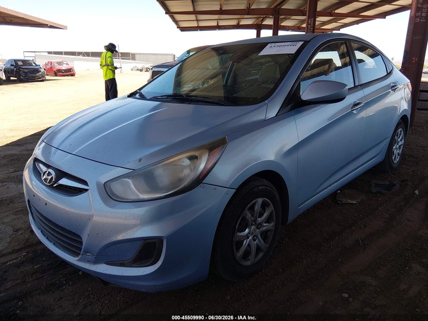 2014 Hyundai Accent VIN KMHCT4AE6EU598449 IAAI salvage auction — NORMAL WEAR, Clear-Dealer Only (Arizona), sold $575 on 2026-07-28 (photo 2)