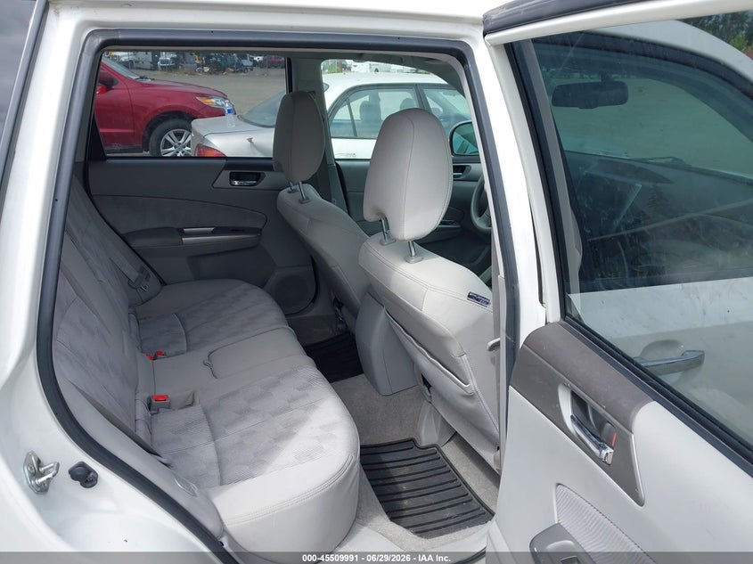 2010 Subaru Forester VIN JF2SH6CC2AH757481 IAAI salvage auction — NORMAL WEAR, Clear-Dealer Only (Alaska), sold $550 on 2026-07-29 (photo 8)