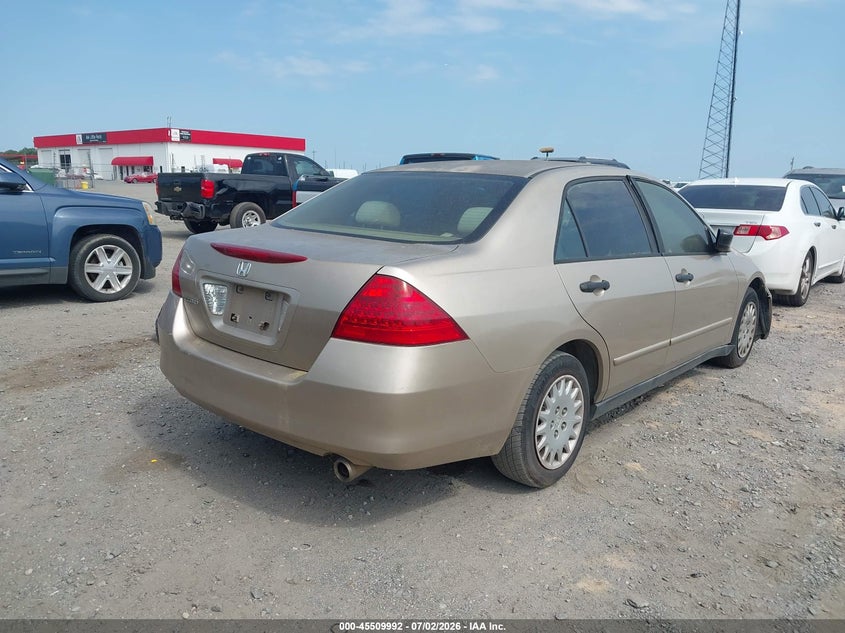 2006 Honda Accord VIN JHMCM56156C000354 IAAI salvage auction — NORMAL WEAR, Clear (Arkansas), sold $400 on 2026-07-15 (photo 4)