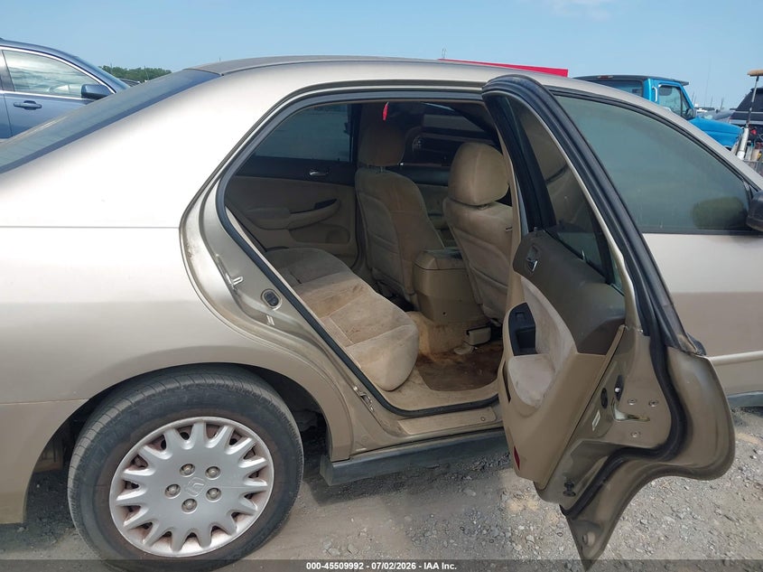 2006 Honda Accord VIN JHMCM56156C000354 IAAI salvage auction — NORMAL WEAR, Clear (Arkansas), sold $400 on 2026-07-15 (photo 8)