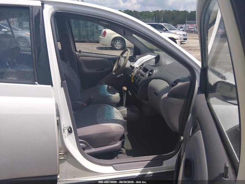 2000 Toyota Echo VIN JTDBT123XY0079587 IAAI salvage auction — NORMAL WEAR, Repossession Paperwork (Georgia), sold $425 on 2026-07-24 (photo 5)
