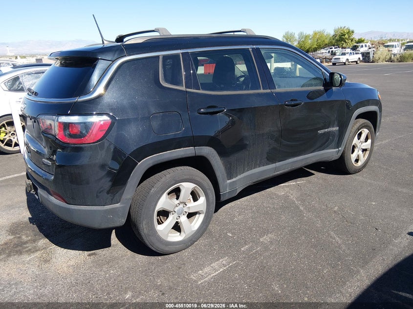 2018 Jeep Compass VIN 3C4NJDBB3JT349487 IAAI salvage auction — NORMAL WEAR, Clear (Michigan), sold $2,850 on 2026-07-24 (photo 4)