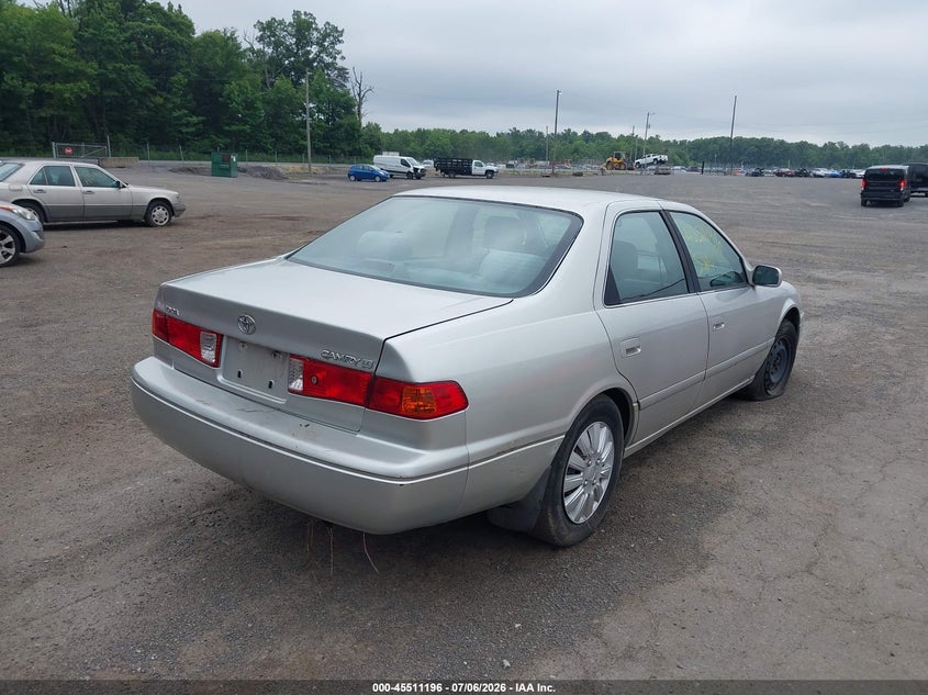2000 Toyota Camry VIN JT2BG22K2Y0424184 IAAI salvage auction — MECHANICAL, Clear (Maryland), sold $325 on 2026-07-15 (photo 4)