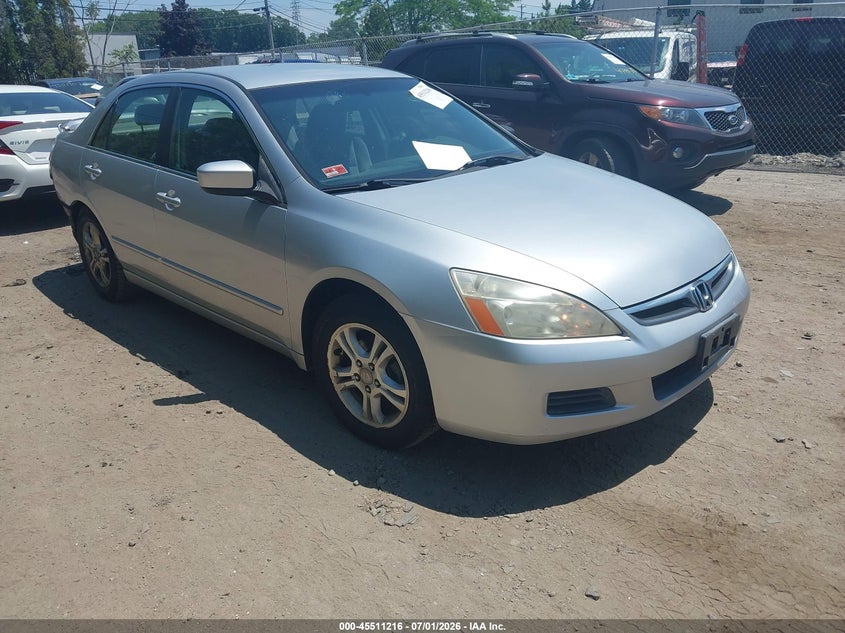 2007 Honda Accord VIN JHMCM56367C012810 IAAI salvage auction — REAR END, Salvage (Rhode Island), sold $25 on 2026-07-28 (photo 1)
