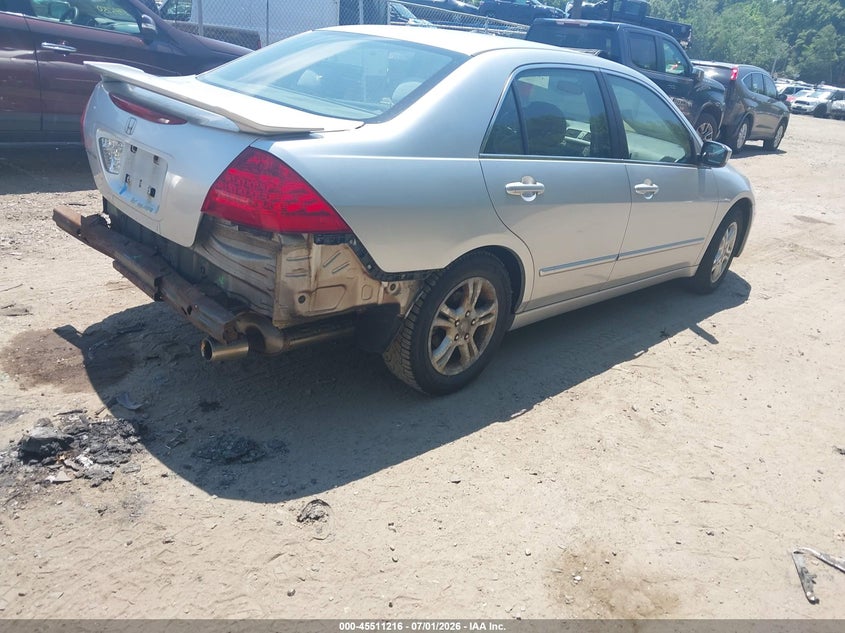 2007 Honda Accord VIN JHMCM56367C012810 IAAI salvage auction — REAR END, Salvage (Rhode Island), sold $25 on 2026-07-28 (photo 4)