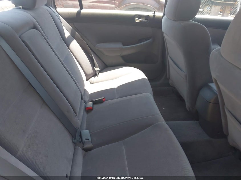 2007 Honda Accord VIN JHMCM56367C012810 IAAI salvage auction — REAR END, Salvage (Rhode Island), sold $25 on 2026-07-28 (photo 8)