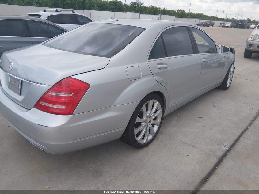 2013 Mercedes-benz S-klasse VIN WDDNG7DB1DA534636 IAAI salvage auction — NORMAL WEAR, Original (Texas), sold $1,200 on 2026-07-17 (photo 4)