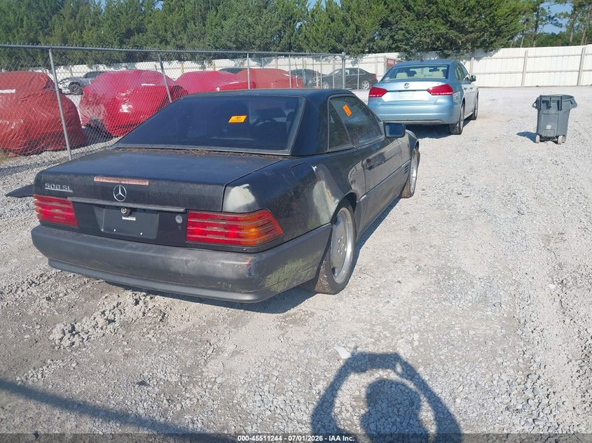 1992 Mercedes-benz 500 VIN WDBFA66E1NF064998 IAAI salvage auction — NORMAL WEAR, Clear (Florida), sold $275 on 2026-07-30 (photo 4)