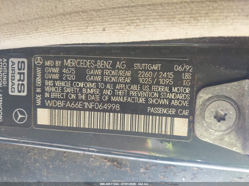 1992 Mercedes-benz 500 VIN WDBFA66E1NF064998 IAAI salvage auction — NORMAL WEAR, Clear (Florida), sold $275 on 2026-07-30 (photo 9)