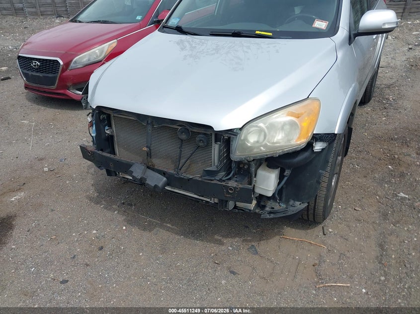 2011 Toyota Rav4 VIN JTMRK4DV0B5102774 IAAI salvage auction — FRONT END, Clear (Massachusetts), sold $2,075 on 2026-07-27 (photo 6)