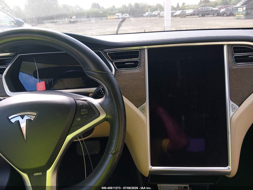 2013 Tesla Model s VIN 5YJSA1CN2DFP05490 IAAI salvage auction — NORMAL WEAR, Salvage Title, sold $575 on 2026-07-29 (photo 7)