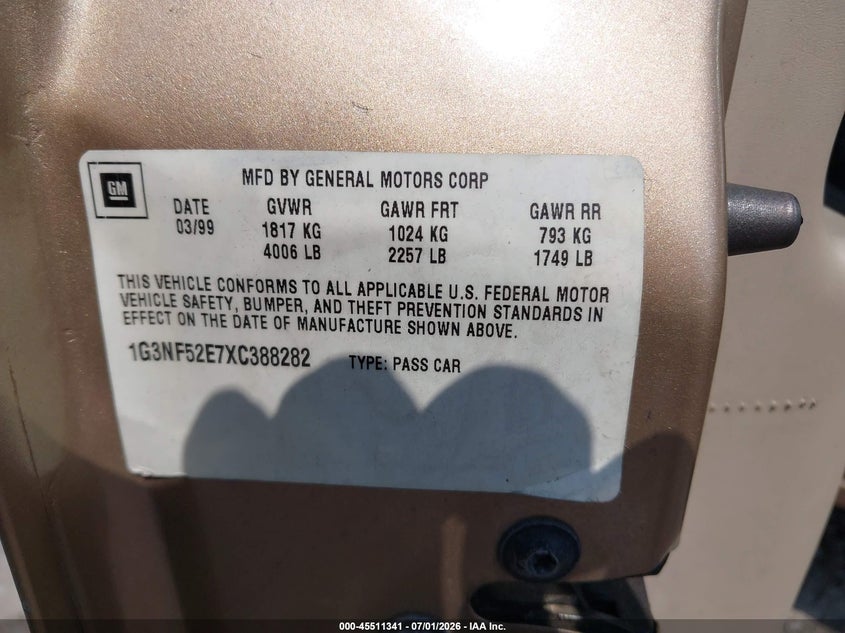 1999 Oldsmobile Alero VIN 1G3NF52E7XC388282 IAAI salvage auction — RIGHT SIDE, Clear (New York), sold $375 on 2026-07-28 (photo 9)