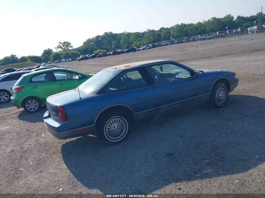 1989 Oldsmobile Cutlass supreme VIN 1G3WH14T8KD397143 IAAI salvage auction — NORMAL WEAR, Clear (Delaware), sold $350 on 2026-07-27 (photo 4)