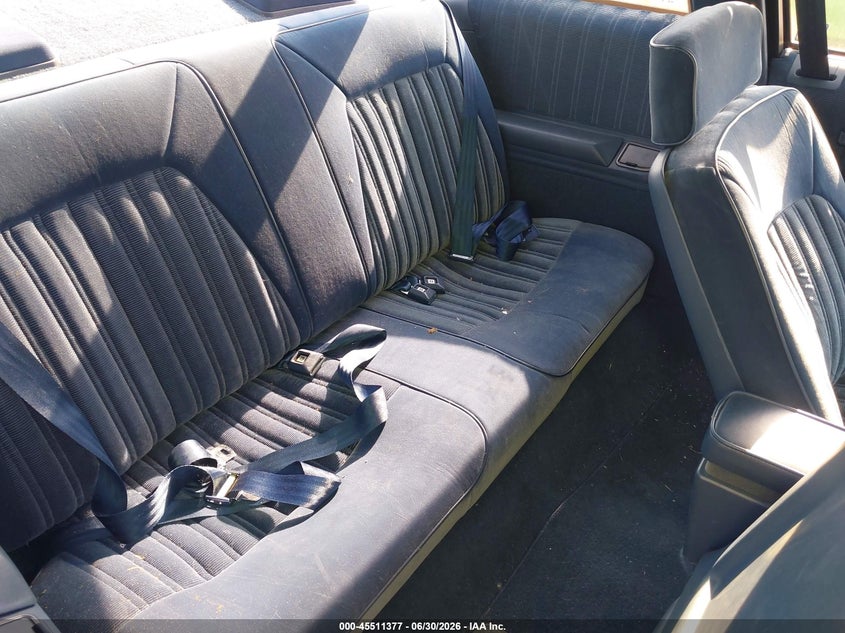 1989 Oldsmobile Cutlass supreme VIN 1G3WH14T8KD397143 IAAI salvage auction — NORMAL WEAR, Clear (Delaware), sold $350 on 2026-07-27 (photo 8)
