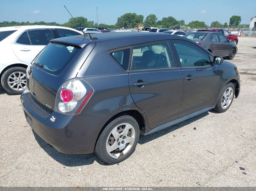 2010 Pontiac Vibe VIN 5Y2SP6E86AZ410188 IAAI salvage auction — NORMAL WEAR, Clear (Illinois), sold $800 on 2026-07-15 (photo 4)