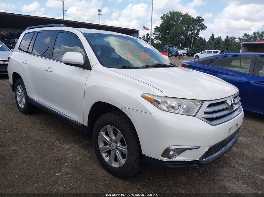 2011 Toyota Highlander VIN 5TDBK3EH3BS087105 IAAI salvage auction — NORMAL WEAR, Original (Ohio), sold $3,850 on 2026-07-29 (photo 1)