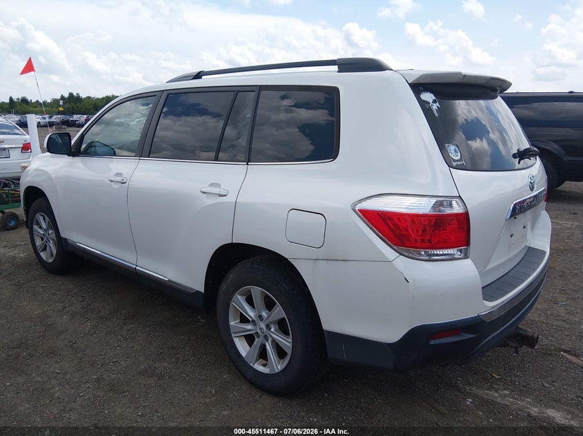 2011 Toyota Highlander VIN 5TDBK3EH3BS087105 IAAI salvage auction — NORMAL WEAR, Original (Ohio), sold $3,850 on 2026-07-29 (photo 3)