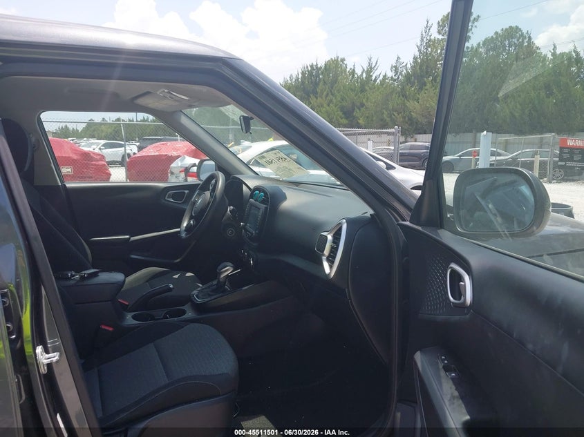 2020 Kia Soul VIN KNDJ23AU9L7735458 IAAI salvage auction — NORMAL WEAR, Clear (Florida), sold $1,200 on 2026-07-16 (photo 5)