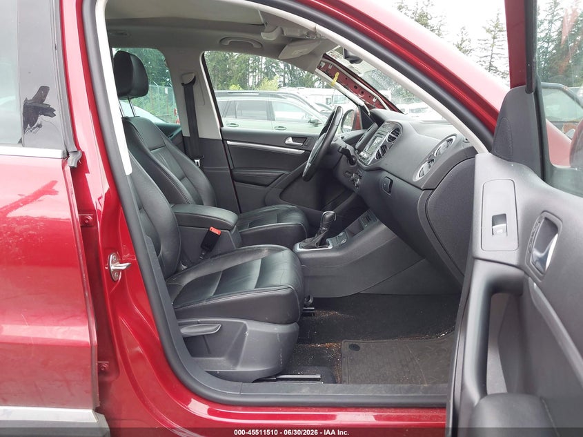 2012 Volkswagen Tiguan VIN WVGBV7AX6CW096468 IAAI salvage auction — LEFT FRONT, Bill Of Sale (Washington), sold $25 on 2026-07-29 (photo 5)
