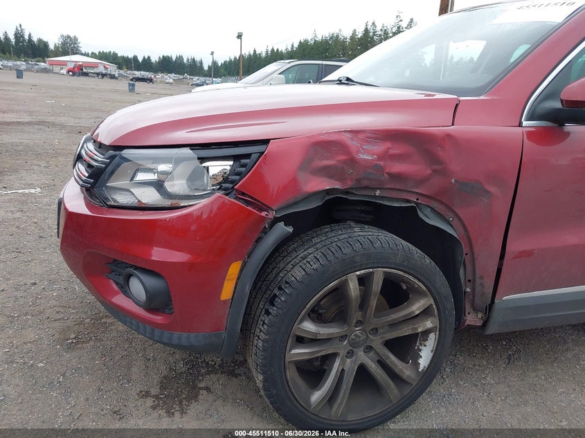2012 Volkswagen Tiguan VIN WVGBV7AX6CW096468 IAAI salvage auction — LEFT FRONT, Bill Of Sale (Washington), sold $25 on 2026-07-29 (photo 6)