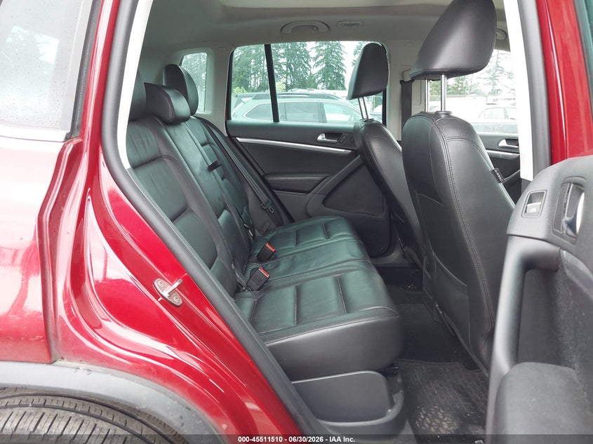 2012 Volkswagen Tiguan VIN WVGBV7AX6CW096468 IAAI salvage auction — LEFT FRONT, Bill Of Sale (Washington), sold $25 on 2026-07-29 (photo 8)