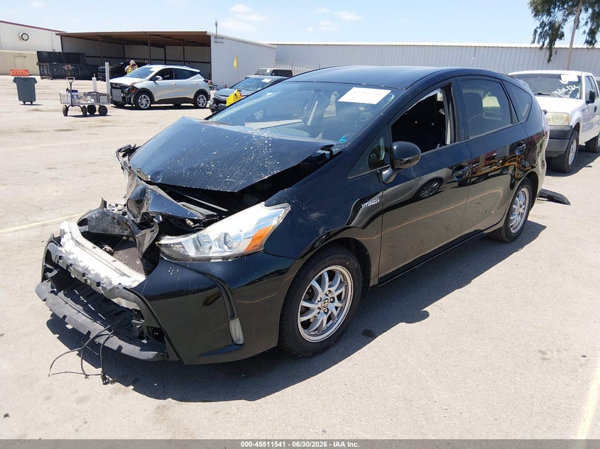 2015 Toyota Prius v VIN JTDZN3EU3FJ021238 IAAI salvage auction — RIGHT FRONT, Salvage Title, sold $575 on 2026-07-29 (photo 2)