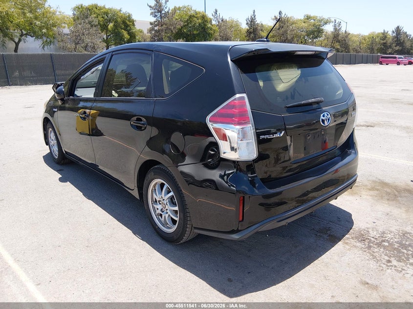 2015 Toyota Prius v VIN JTDZN3EU3FJ021238 IAAI salvage auction — RIGHT FRONT, Salvage Title, sold $575 on 2026-07-29 (photo 3)