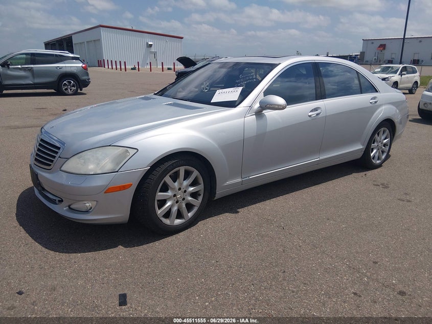 2007 Mercedes-benz S class VIN WDDNG71XX7A063297 IAAI salvage auction — ENGINE DAMAGE, Clear (Minnesota), sold $300 on 2026-07-29 (photo 2)