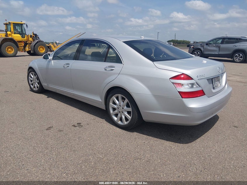 2007 Mercedes-benz S class VIN WDDNG71XX7A063297 IAAI salvage auction — ENGINE DAMAGE, Clear (Minnesota), sold $300 on 2026-07-29 (photo 3)