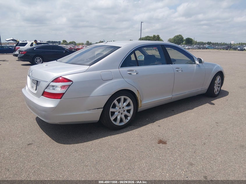 2007 Mercedes-benz S class VIN WDDNG71XX7A063297 IAAI salvage auction — ENGINE DAMAGE, Clear (Minnesota), sold $300 on 2026-07-29 (photo 4)