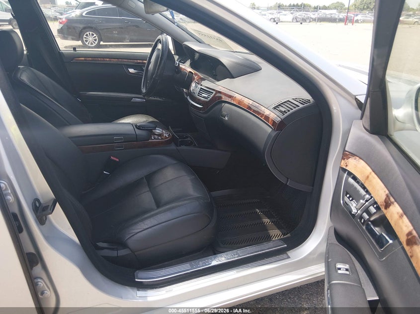 2007 Mercedes-benz S class VIN WDDNG71XX7A063297 IAAI salvage auction — ENGINE DAMAGE, Clear (Minnesota), sold $300 on 2026-07-29 (photo 5)