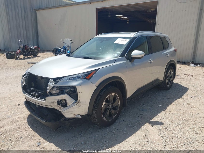2025 Nissan Rogue VIN JN8BT3BA3SW006063 IAAI salvage auction — FRONT END, Enterprise Vehicles Clear Only (Texas), sold $13,800 on 2026-07-07 (photo 2)