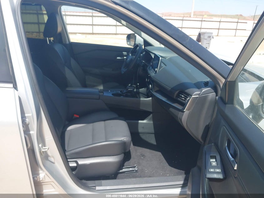 2025 Nissan Rogue VIN JN8BT3BA3SW006063 IAAI salvage auction — FRONT END, Enterprise Vehicles Clear Only (Texas), sold $13,800 on 2026-07-07 (photo 5)