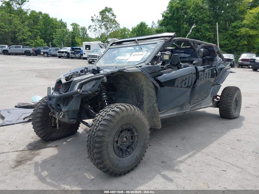 2022 Can-am/ brp Maverick VIN 3JBVNAV20NK001952 IAAI salvage auction — ALL OVER, Salvage Title, sold $100 on 2026-08-25 (photo 2)