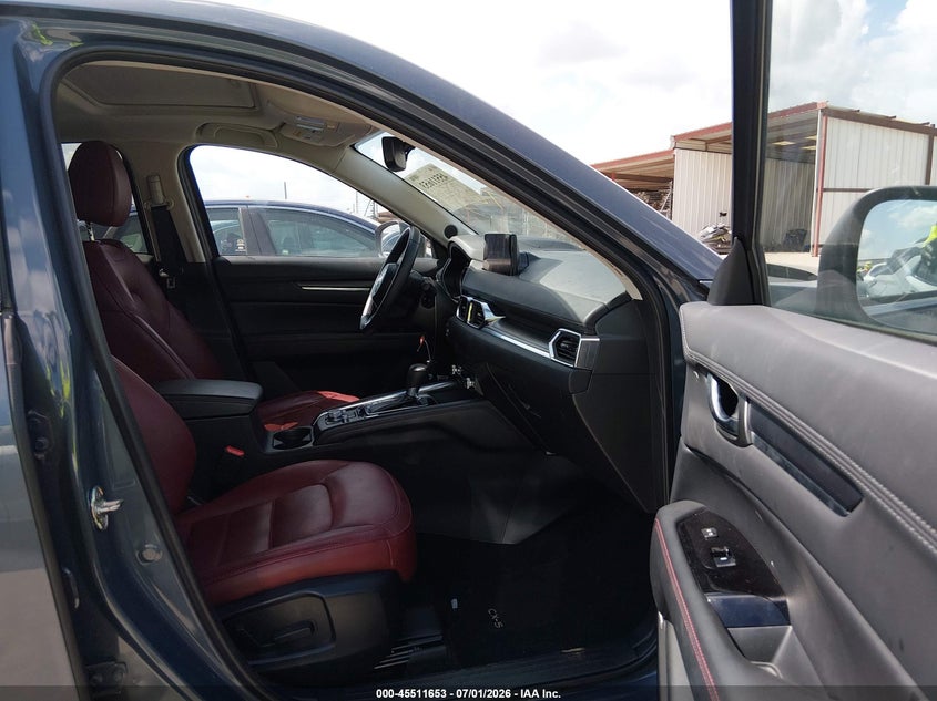 2025 Mazda Cx-5 VIN JM3KFBCMXS0639708 IAAI salvage auction — RIGHT FRONT, Enterprise Vehicles Clear Only (Illinois), sold $21,600 on 2026-07-07 (photo 5)